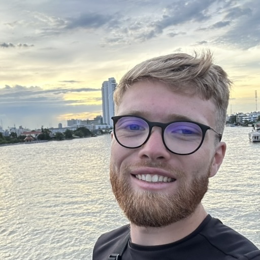 Vincent — The guy behind IntentSurf